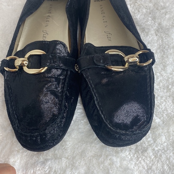 ANNE KLEIN "Myles " Black Snake Skin Loafers Gold Bit 9 - Picture 9 of 10